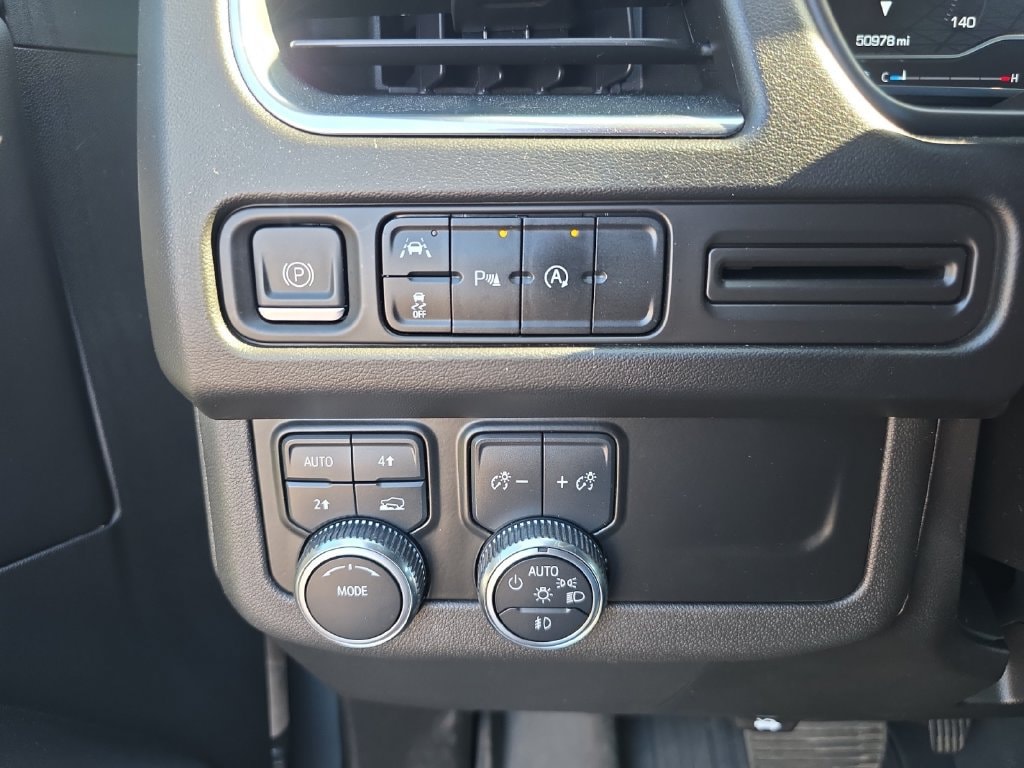 2023 GMC Yukon XL SLE - Photo 24