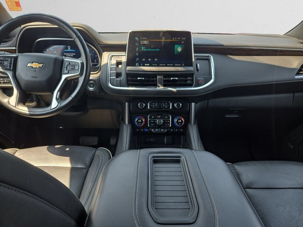 2024 Chevrolet Suburban Premier - Photo 11