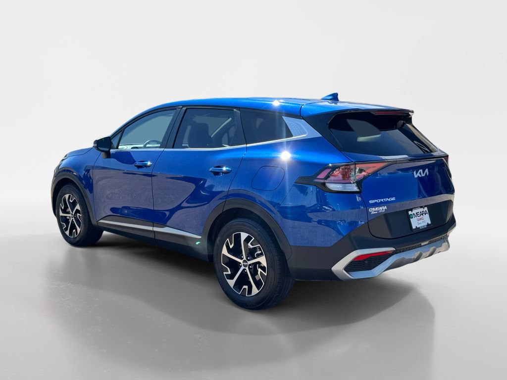 2023 Kia Sportage EX photo 3