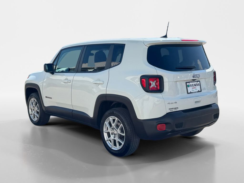 2023 Jeep Renegade Latitude Upland photo 3