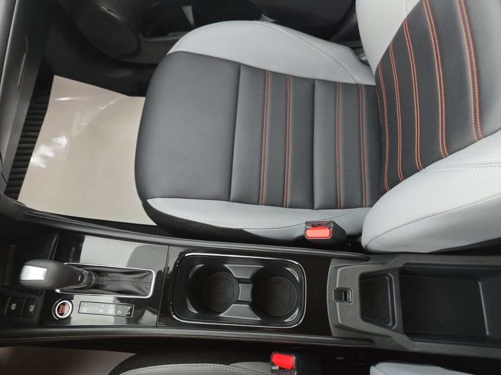 2023 Nissan Kicks SR - Photo 25