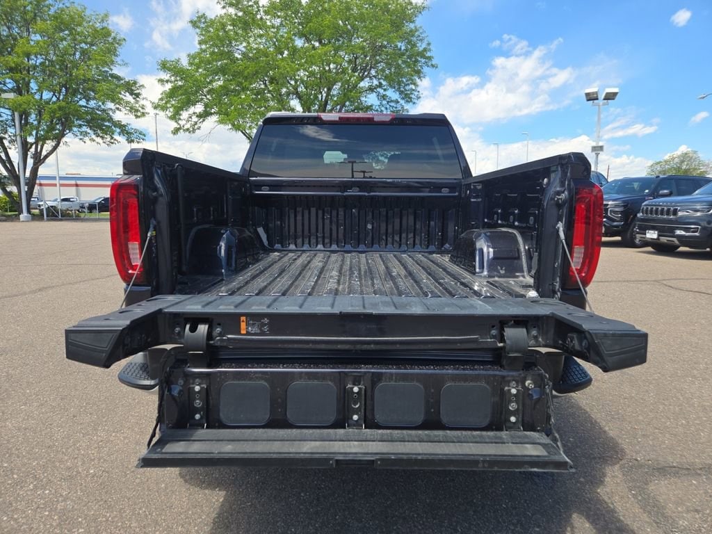 2023 GMC Sierra 1500 SLT - Photo 22