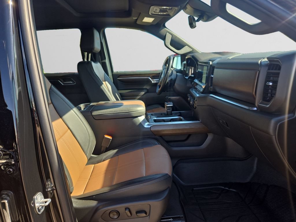 2024 Chevrolet Silverado 1500 High Country - Photo 17
