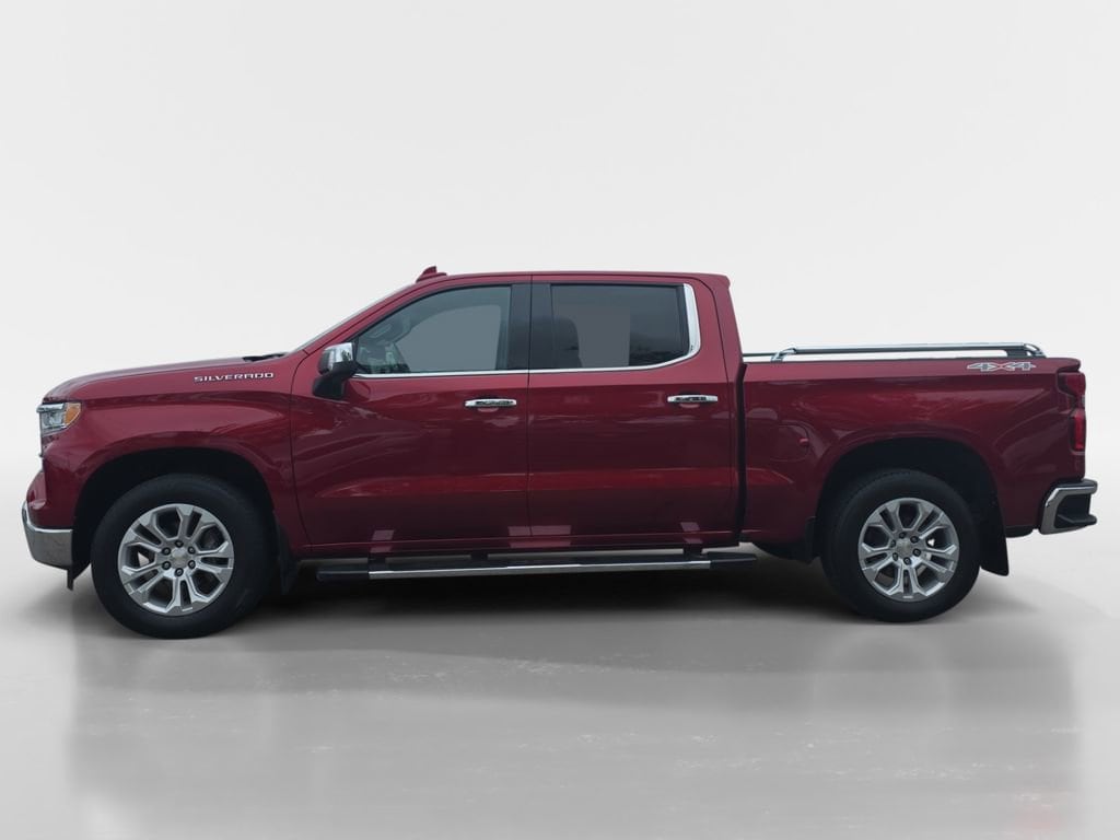 2022 Chevrolet Silverado 1500 LTZ - Photo 2