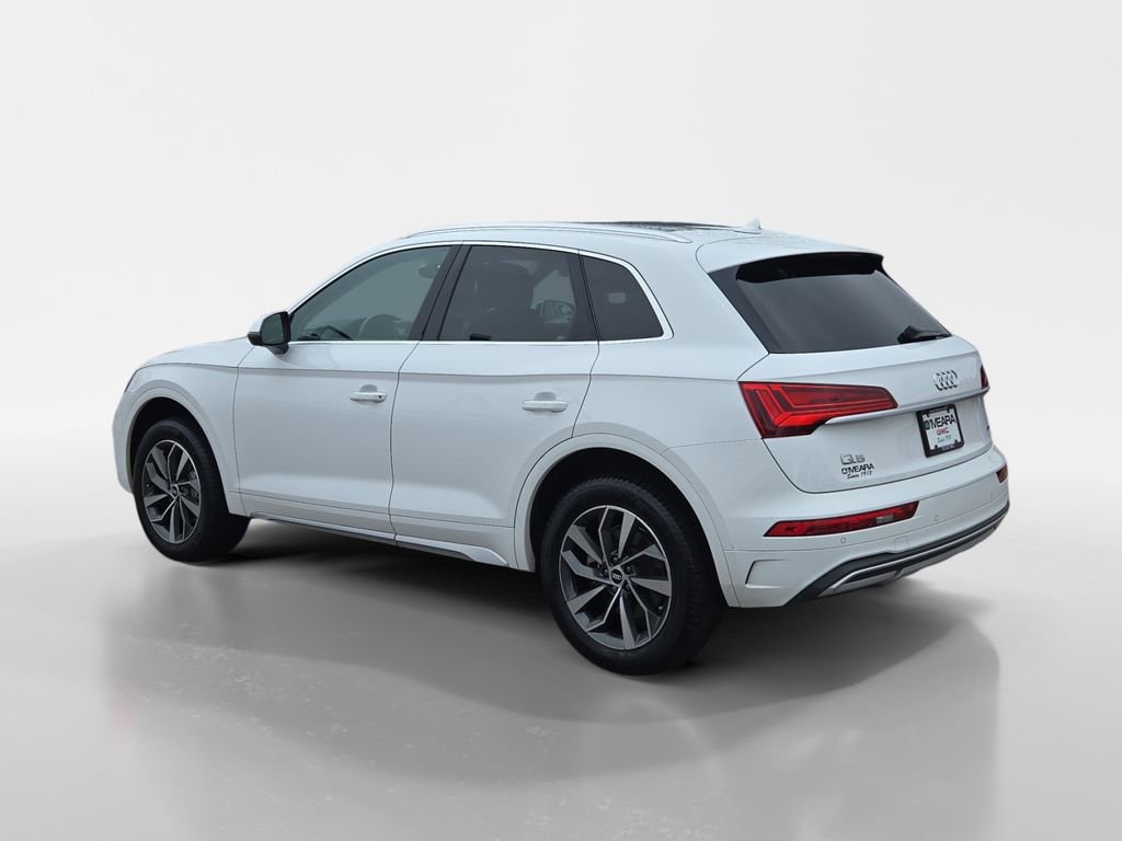 2021 Audi Q5 45 Premium Plus photo 2
