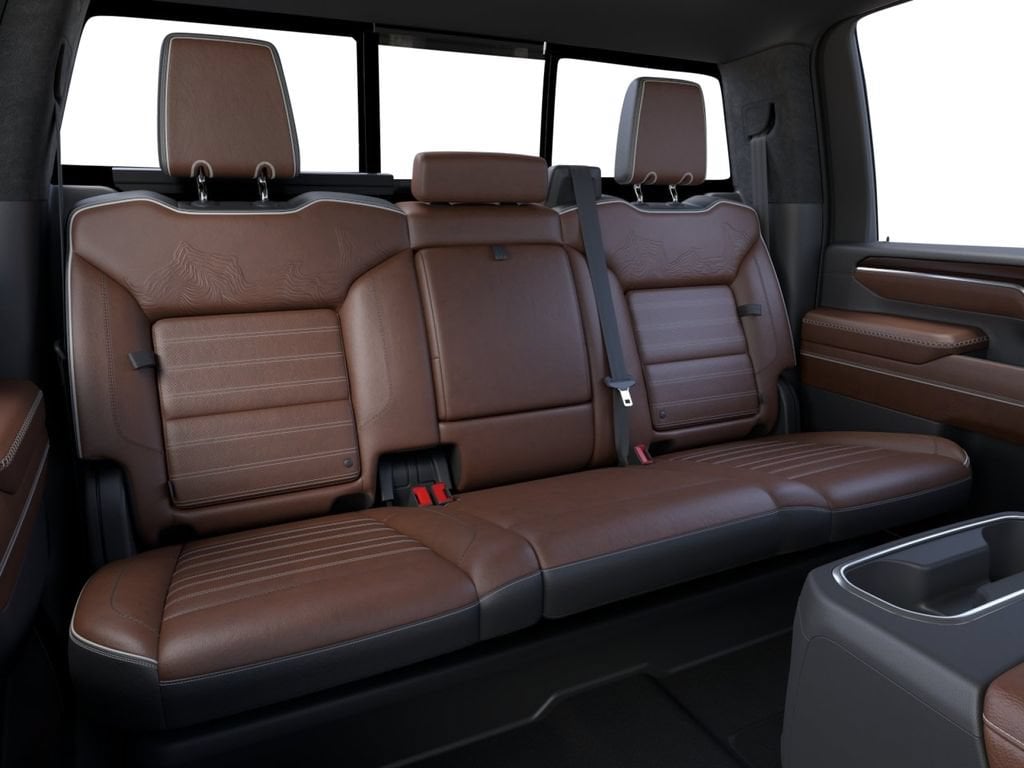 2026 GMC Sierra 3500HD Denali Ultimate - Photo 16