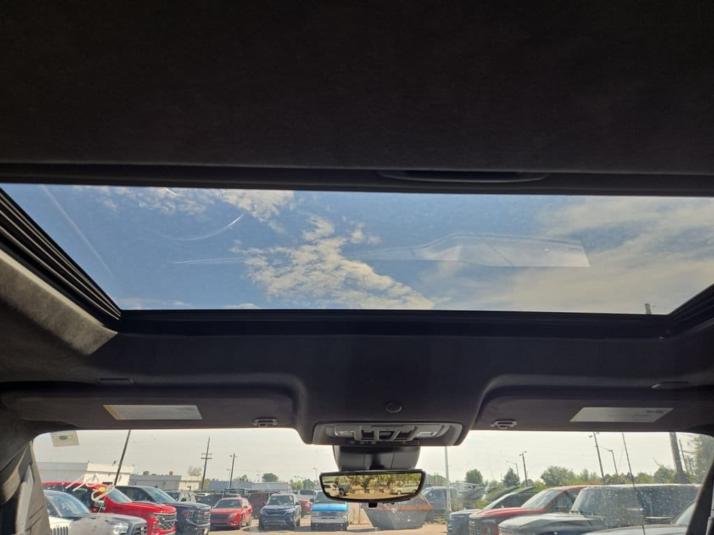 2023 GMC Sierra 1500 AT4X - Photo 17