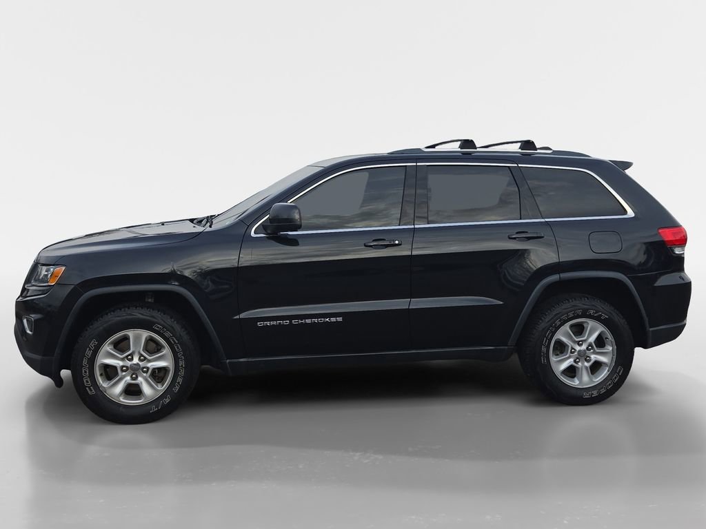 2016 Jeep Grand Cherokee Laredo photo 2