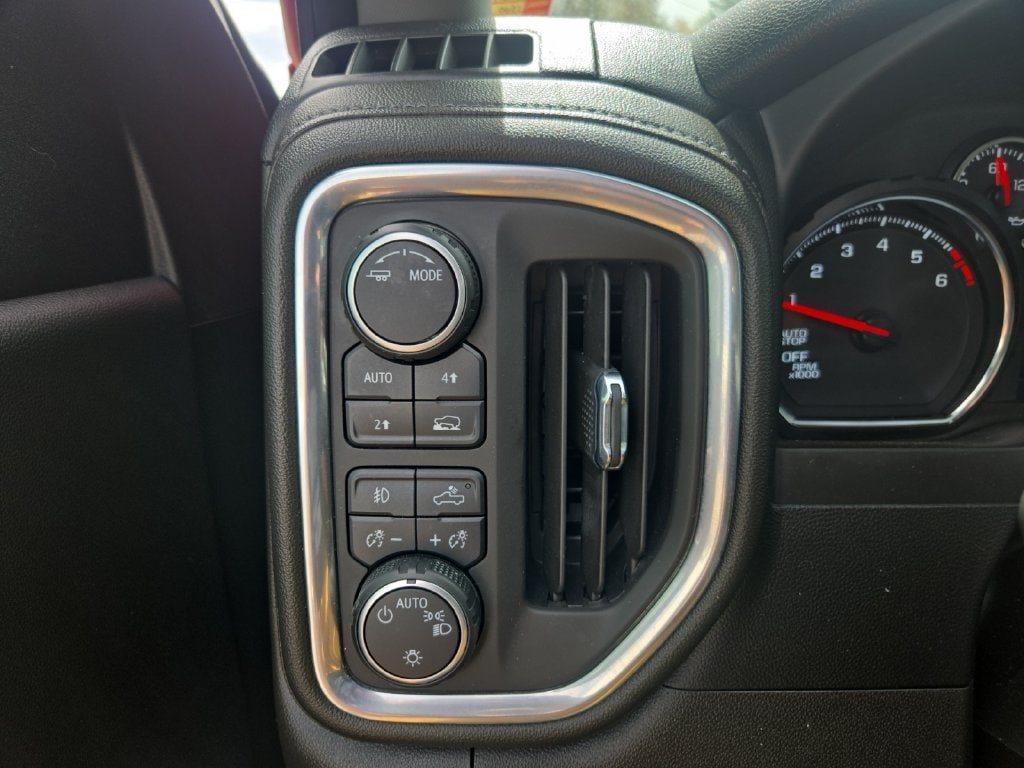 2022 Chevrolet Silverado 1500 Limited RST - Photo 19