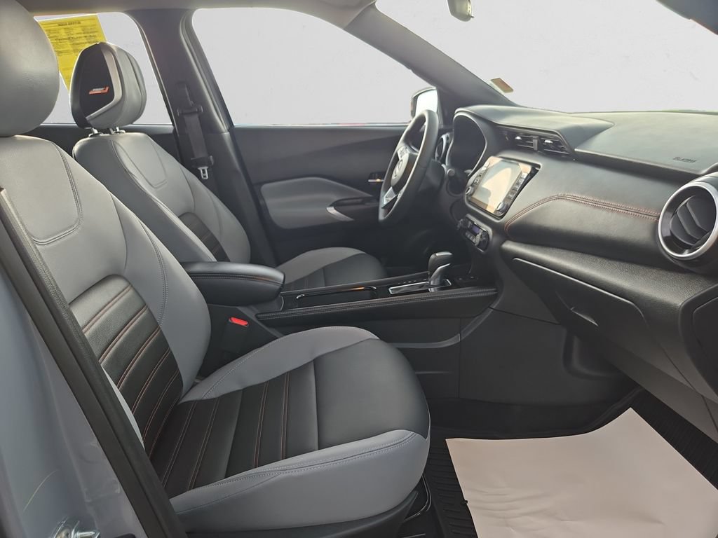 2023 Nissan Kicks SR - Photo 16