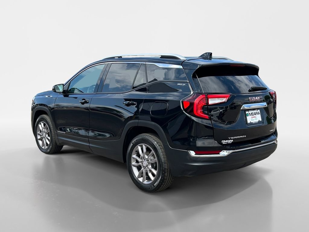 2024 Gmc Terrain SLT photo 3
