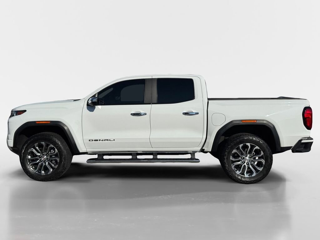 2023 Gmc Canyon Denali photo 2