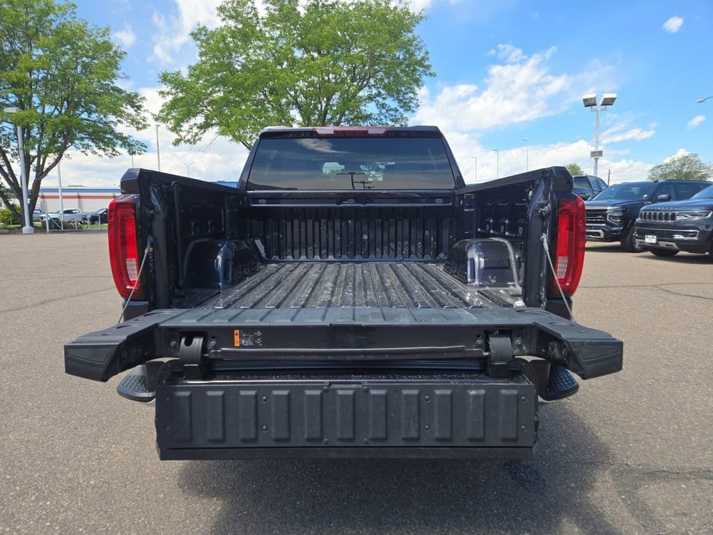 2023 GMC Sierra 1500 SLT - Photo 21