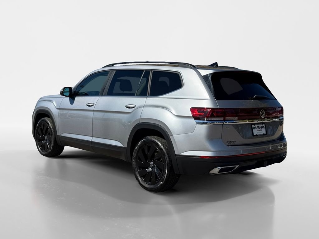 Used 2024 Volkswagen Atlas 2.0T SE w/Technology