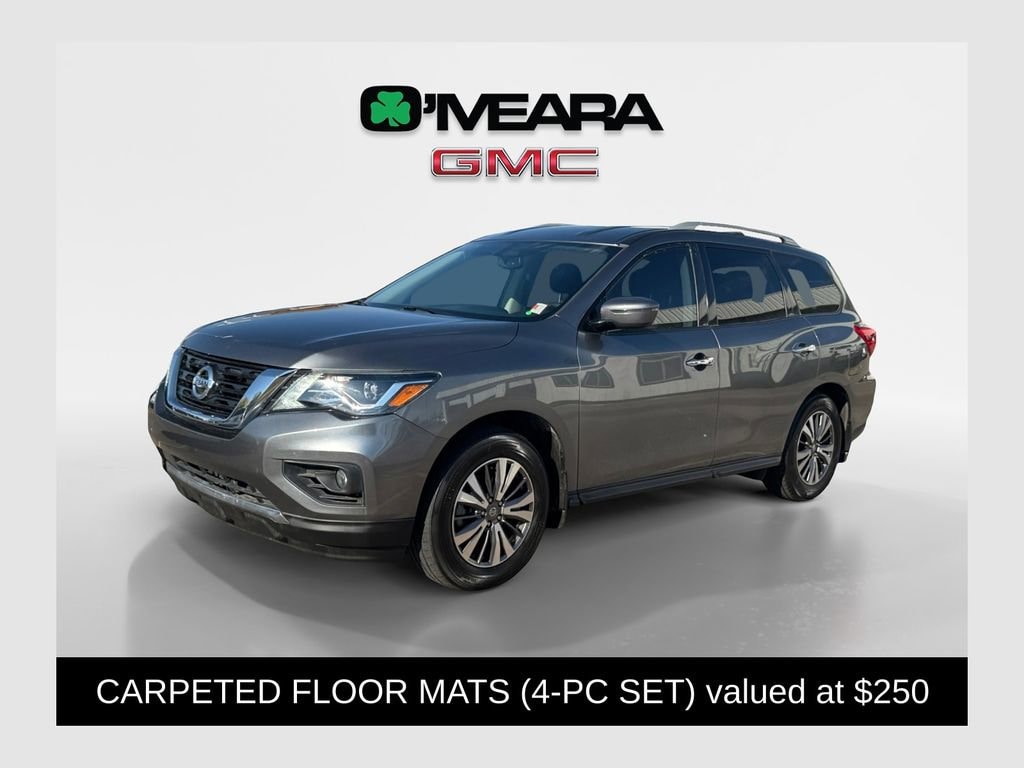 2020 Nissan Pathfinder SV
