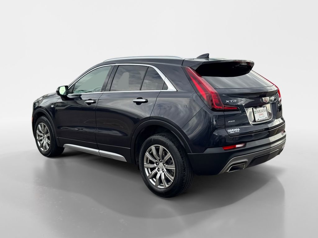 2023 Cadillac XT4 Premium Luxury photo 2