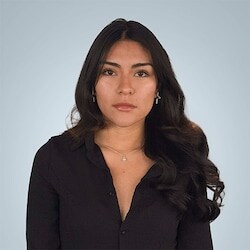 Staff member Sinai Gonzalez from ID_32ade4