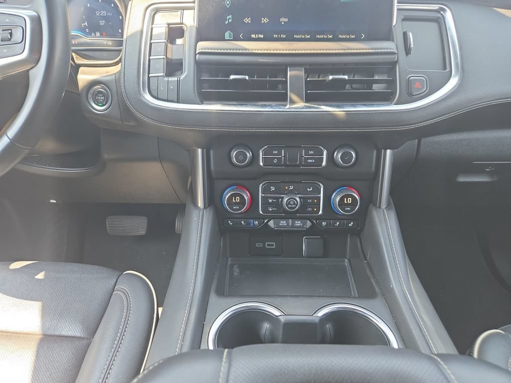 2024 Chevrolet Suburban Premier - Photo 12
