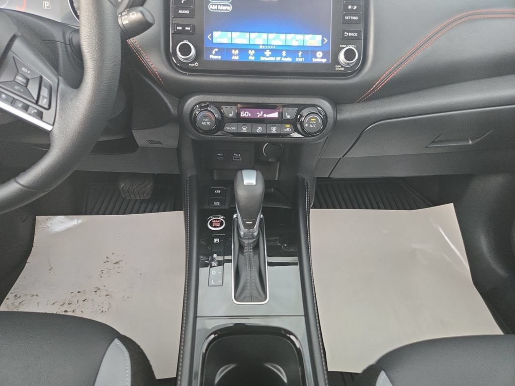 2023 Nissan Kicks SR - Photo 12
