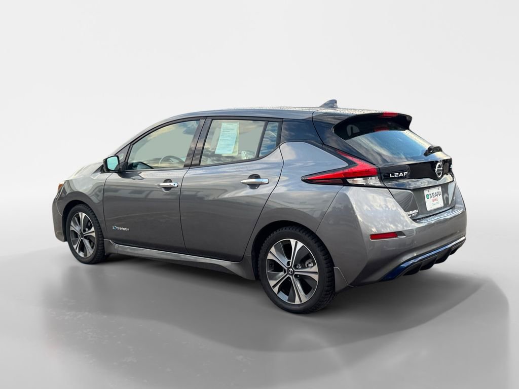 2018 Nissan Leaf SL photo 3