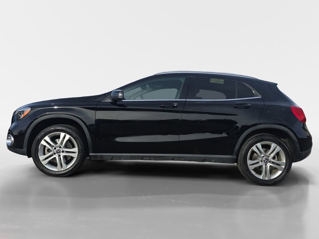 2019 Mercedes Benz GLA 250 4MATIC photo 2