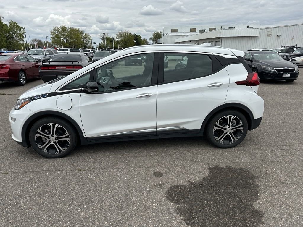 Used 2021 Chevrolet Bolt EV Premier with VIN 1G1FZ6S01M4102205 for sale in Thornton, CO