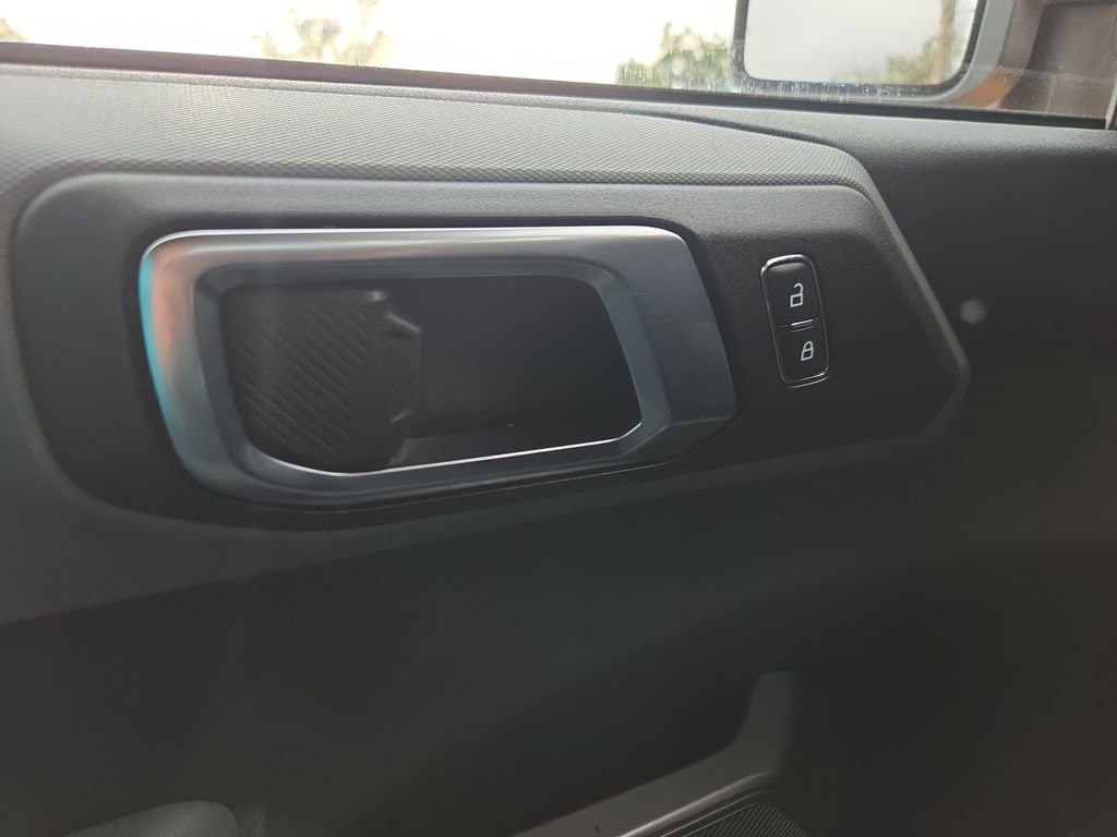 2022 Ford Bronco 4-Door Black Diamond - Photo 19