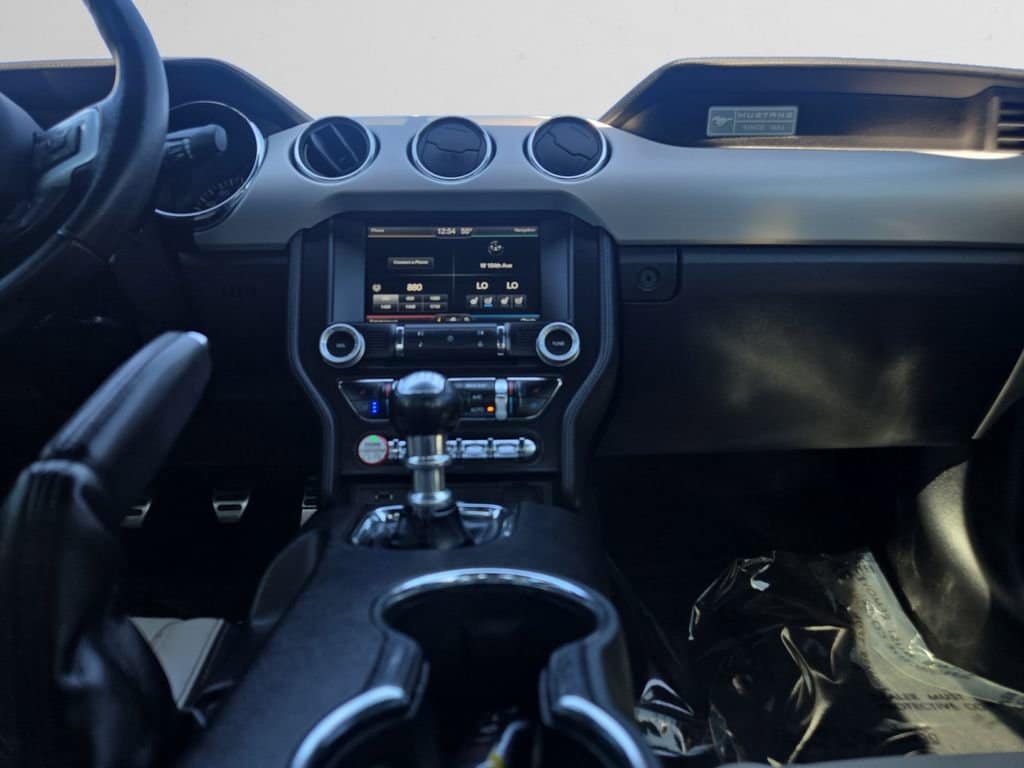 2015 Ford Mustang GT Premium - Photo 13