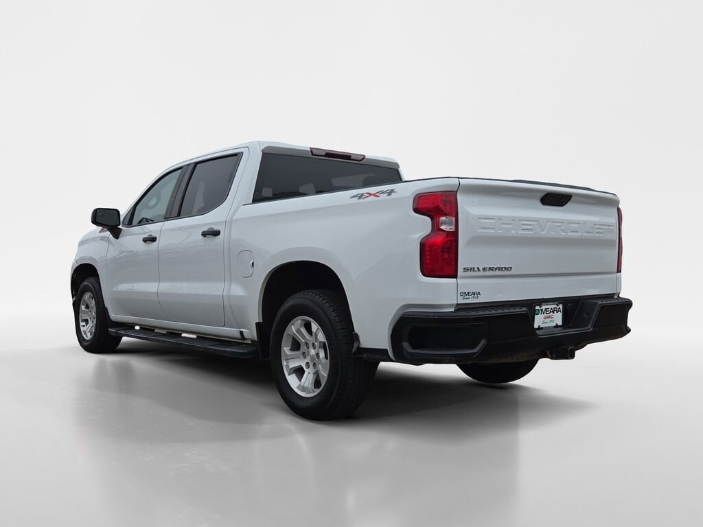 2021 Chevrolet Silverado 1500 photo 3