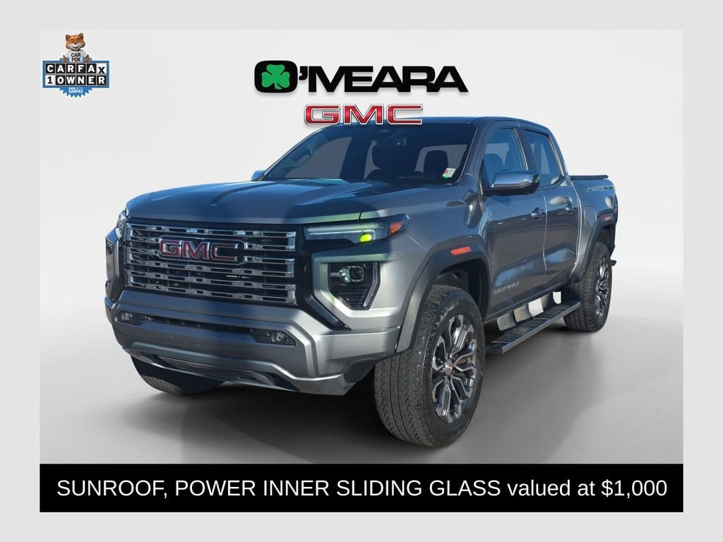 2023 GMC Canyon 4WD Denali Crew Cab Short Box's photo
