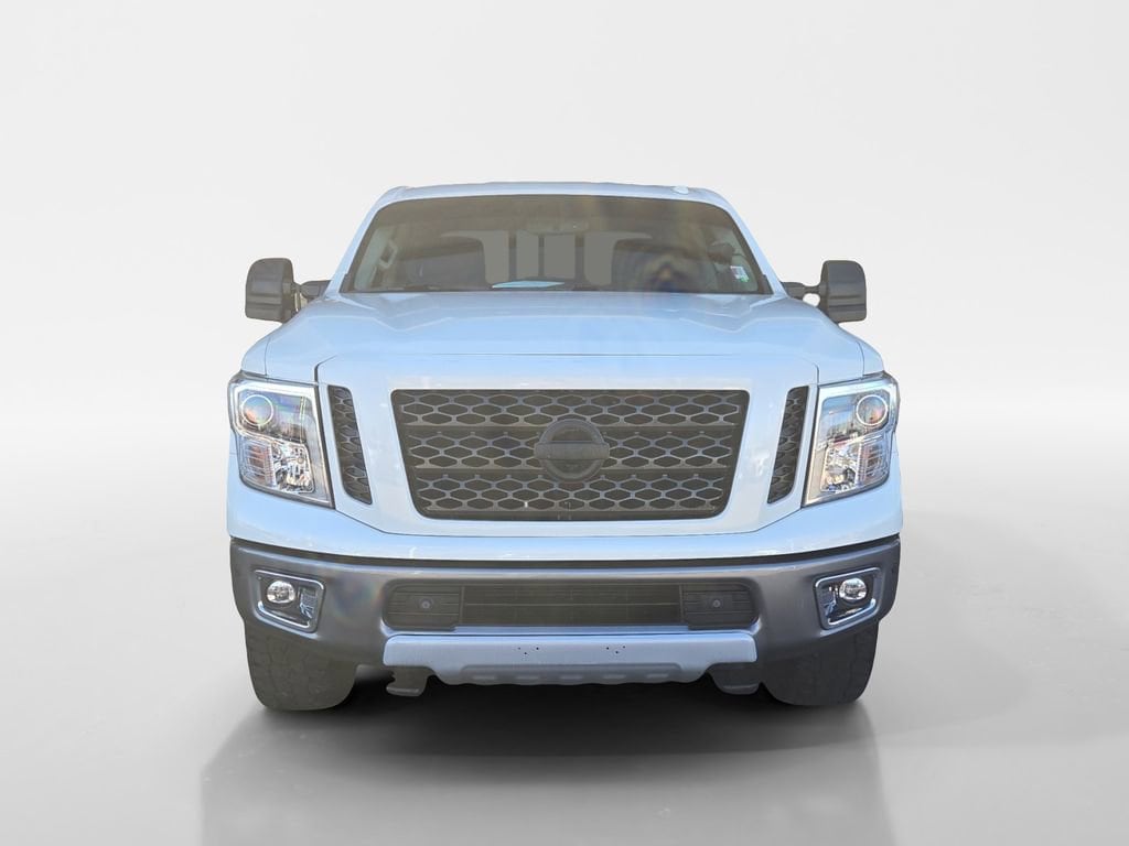 2019 Nissan Titan XD Pro-4X - Photo 10