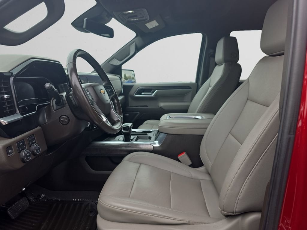 2022 Chevrolet Silverado 1500 LTZ - Photo 10