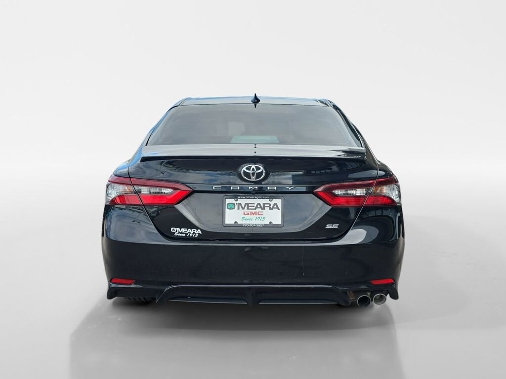 2022 Toyota Camry SE photo 4