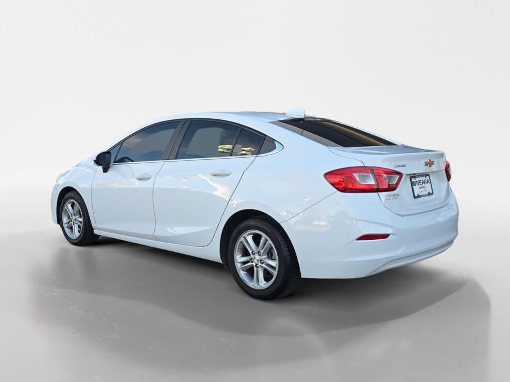 Used 2018 Chevrolet Cruze LT Car