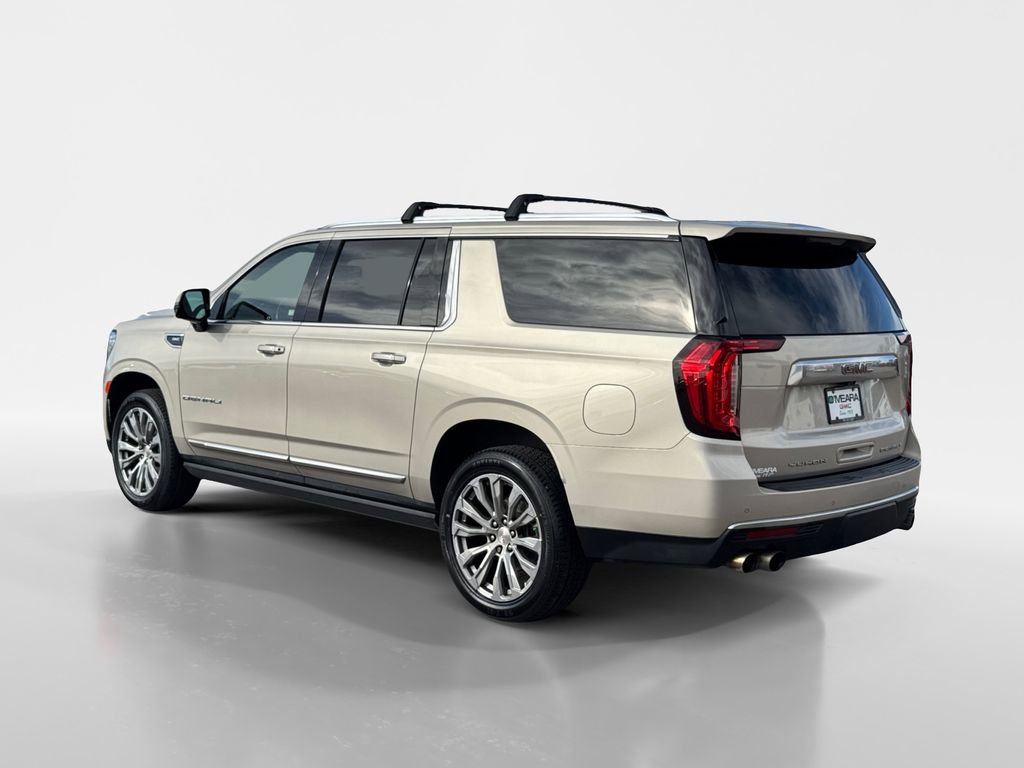 2021 Gmc Yukon XL Denali photo 3