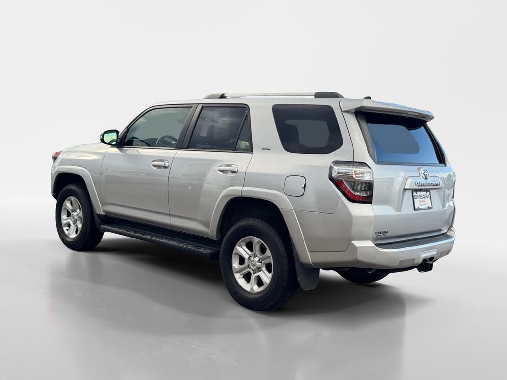 2024 Toyota 4Runner SR5 Premium photo 3