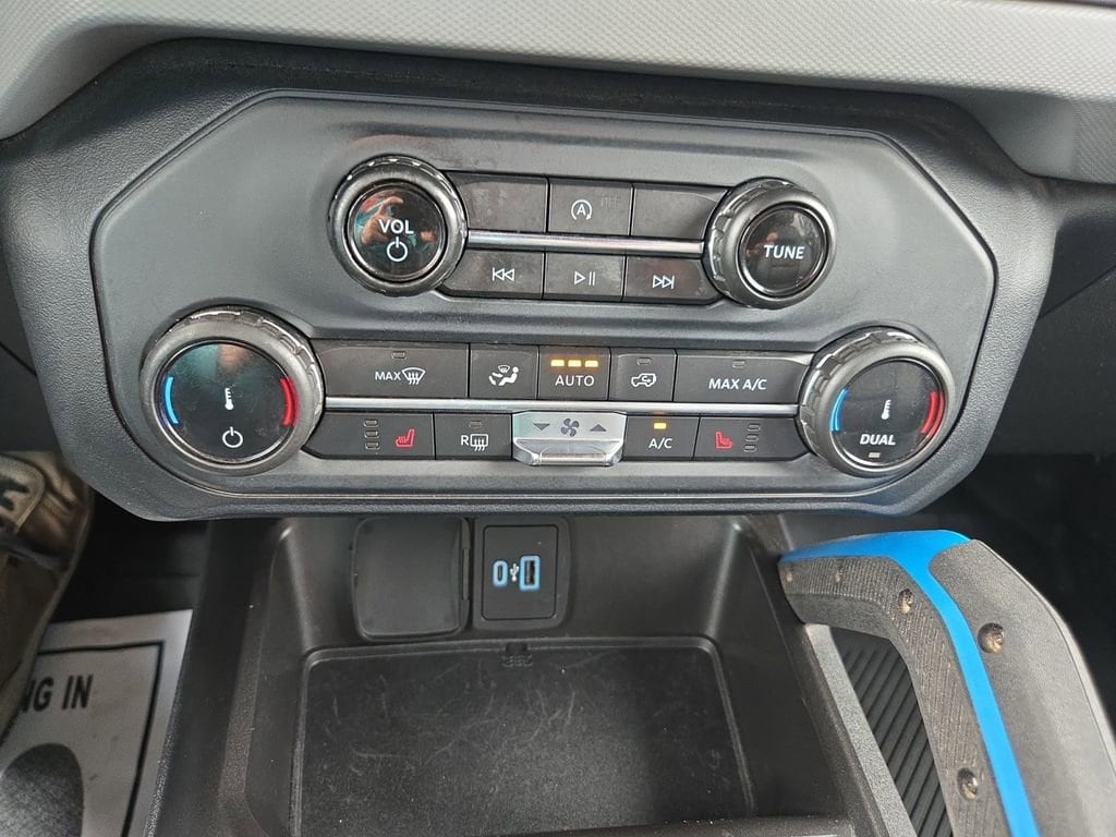 2022 Ford Bronco 4-Door Black Diamond - Photo 23