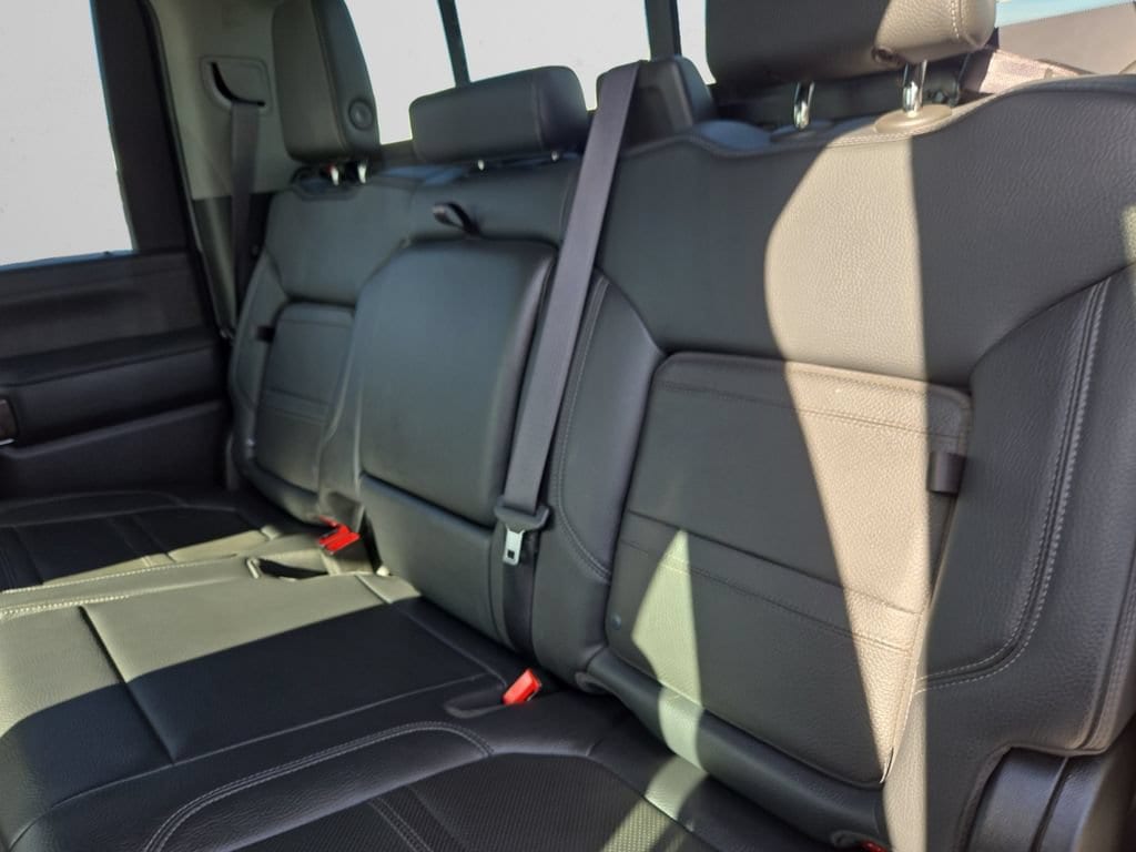 2022 GMC Sierra 3500HD Denali - Photo 14