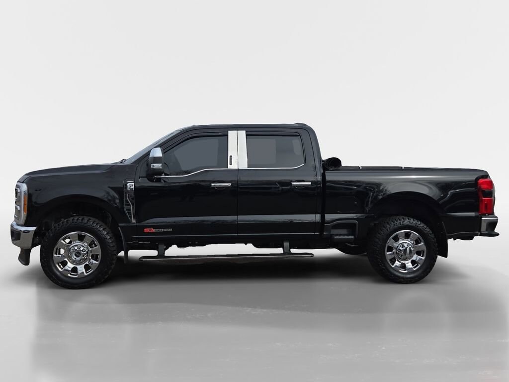 2023 Ford F-350 XL photo 2