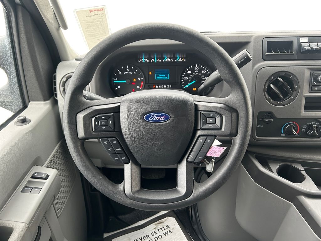2025 Ford E-Series Cutaway Base - Photo 12
