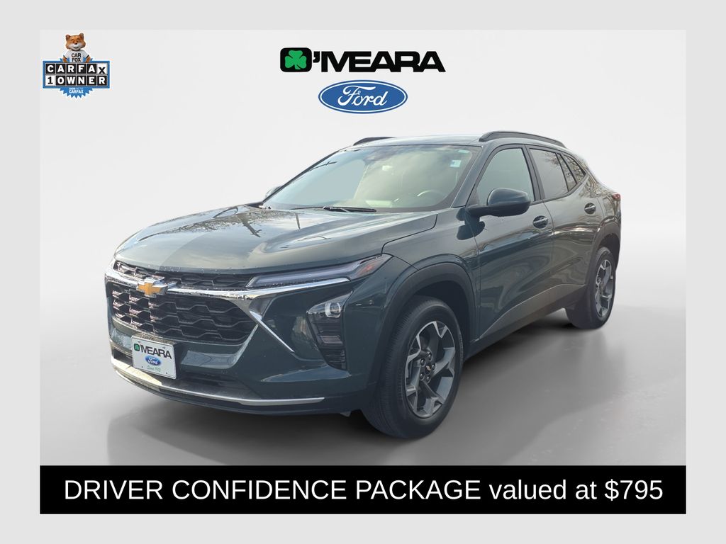 2025 Chevrolet Trax LT's photo