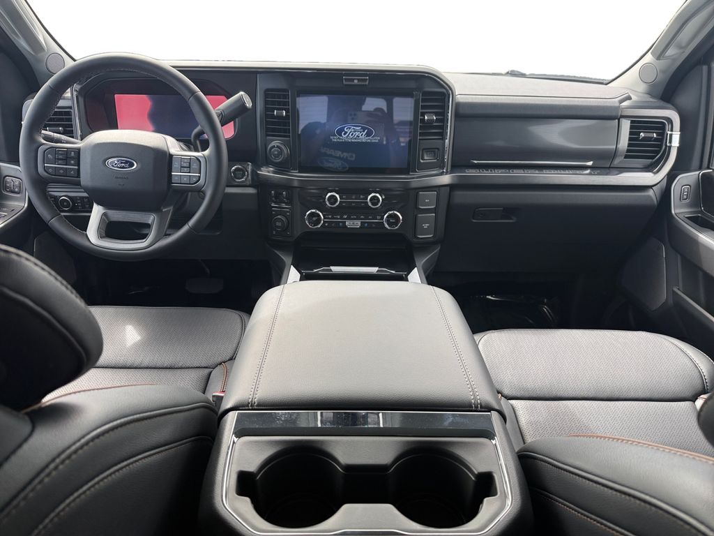 2025 Ford F-350 Super Duty Lariat - Photo 11