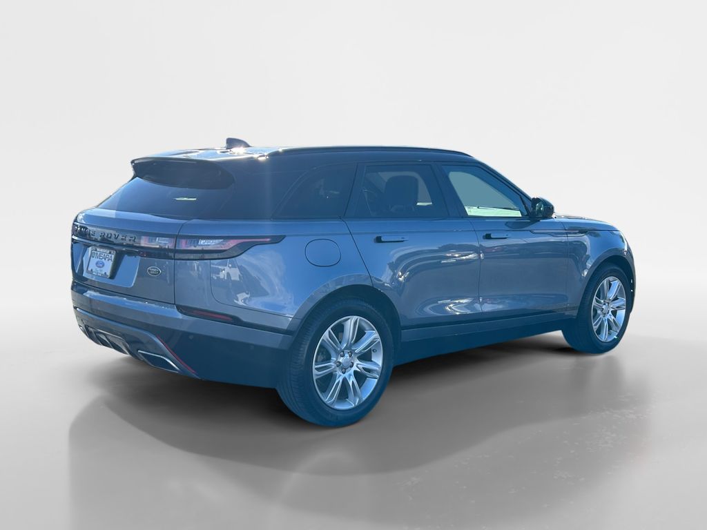 2018 Land Rover Range Rover Velar SE photo 3