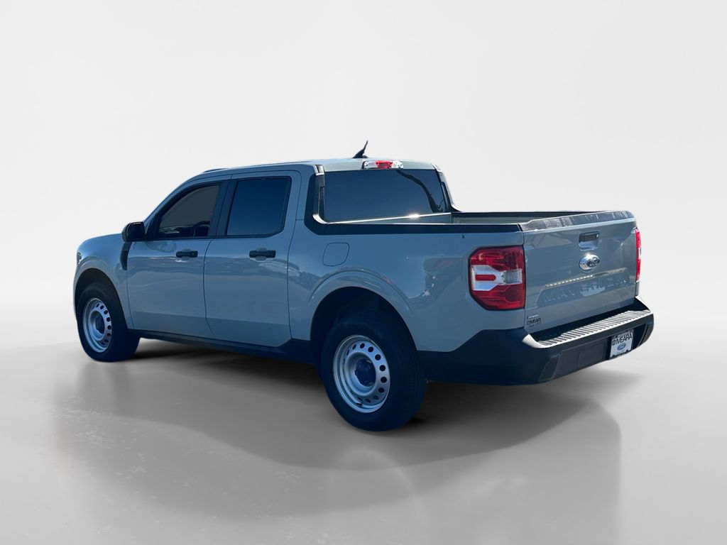 2024 Ford Maverick XL photo 2
