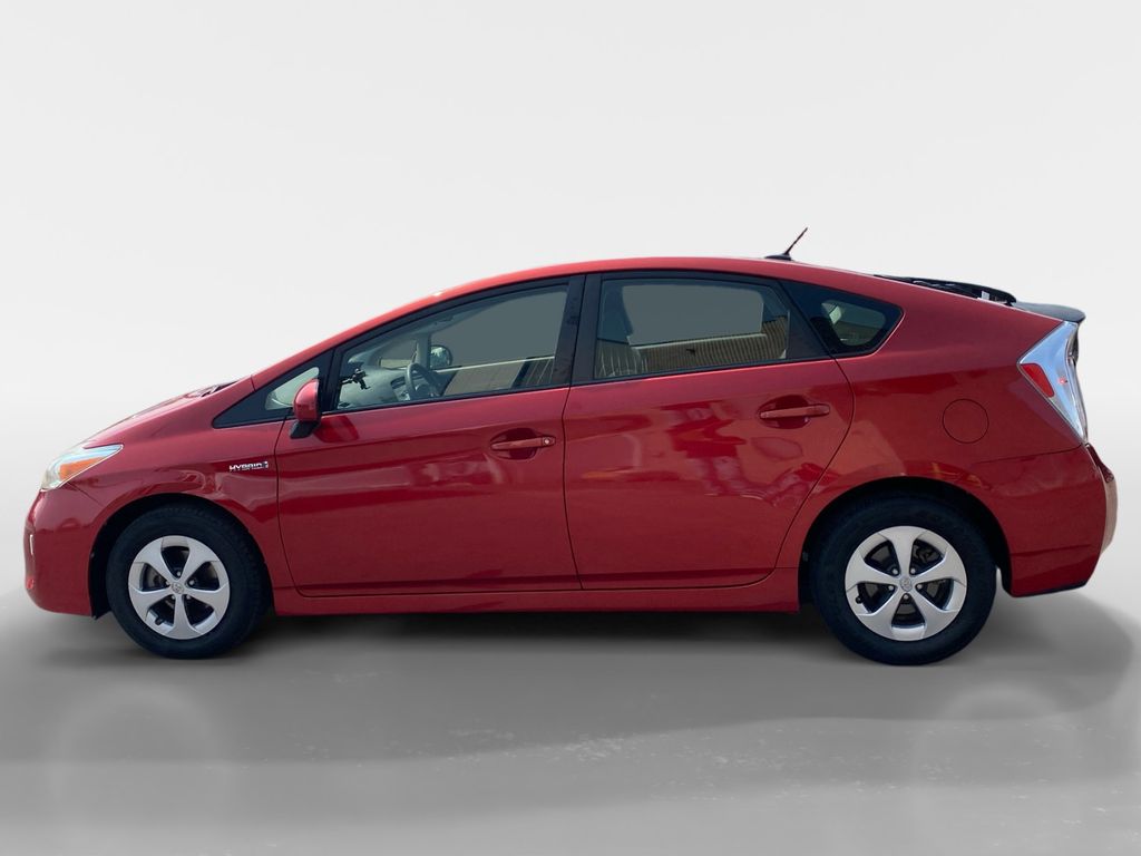 2013 Toyota Prius Four photo 2