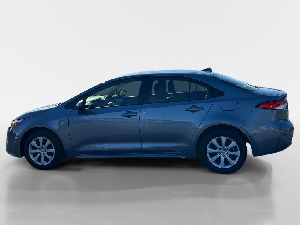 2024 Toyota Corolla Hybrid LE photo 2
