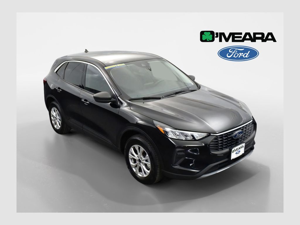 2024 Ford Escape Active's photo