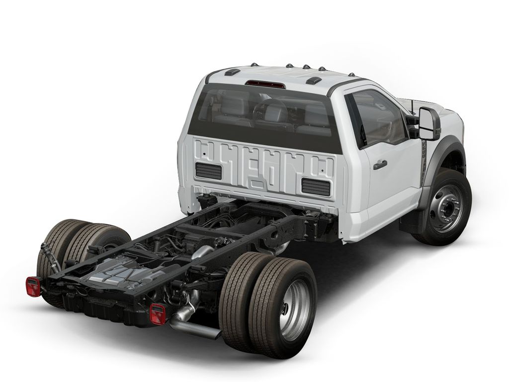 2025 Ford F-600 Super Duty Chassis Cab XL - Photo 3