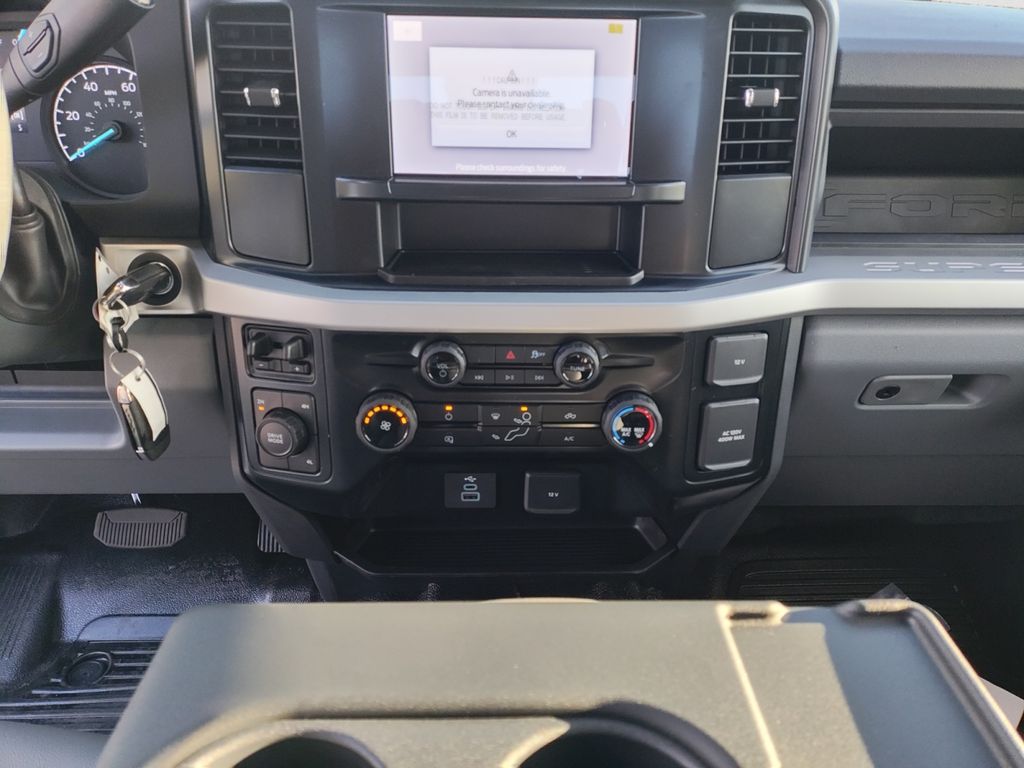2025 Ford F-450 Super Duty Chassis Cab XL - Photo 11