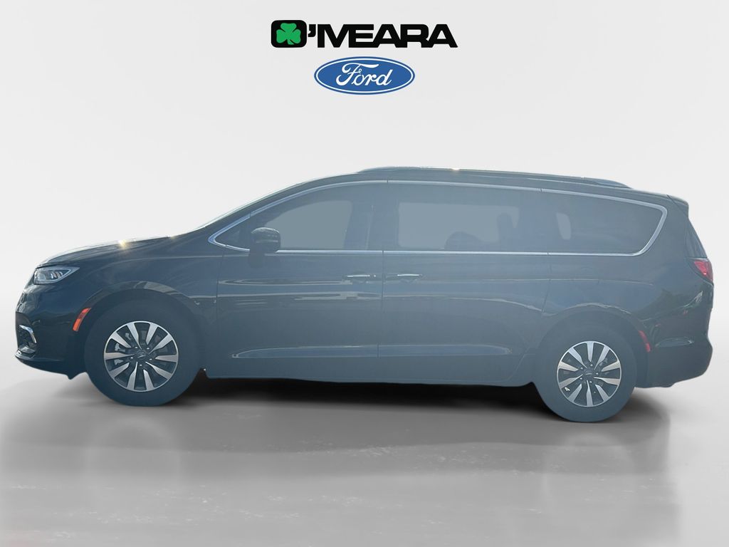 Used 2021 Chrysler Pacifica Touring L with VIN 2C4RC1BG8MR524894 for sale in Northglenn, CO